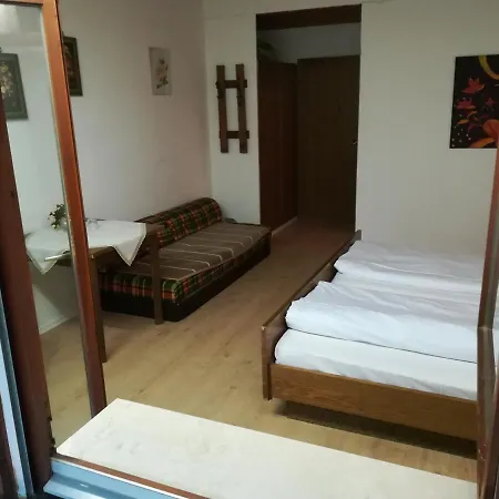 Hotel Waldhaus *